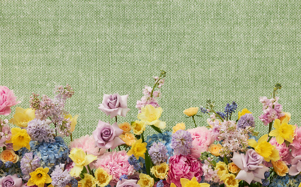 Spring 2025 Floral Trends: The Luxe Bloom Revival